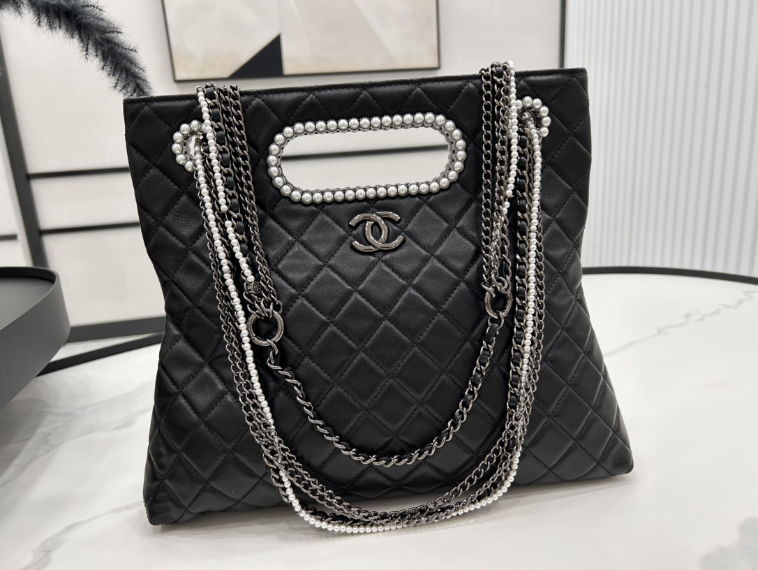 Bagsaaa Ch**el Black Lambskin Bag - 32x28x5cm