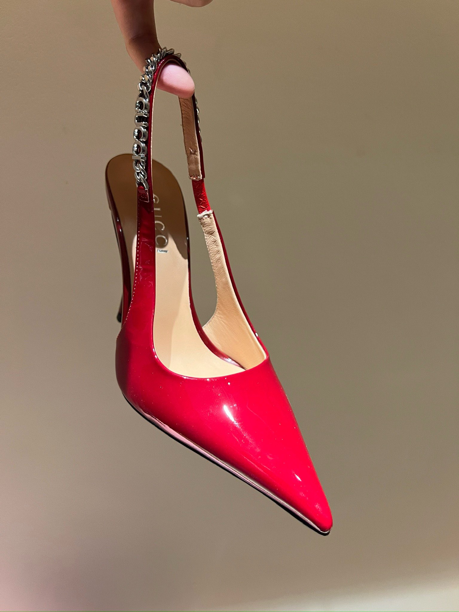 Bagsaaa Gvc*1 Pump In Red Patent