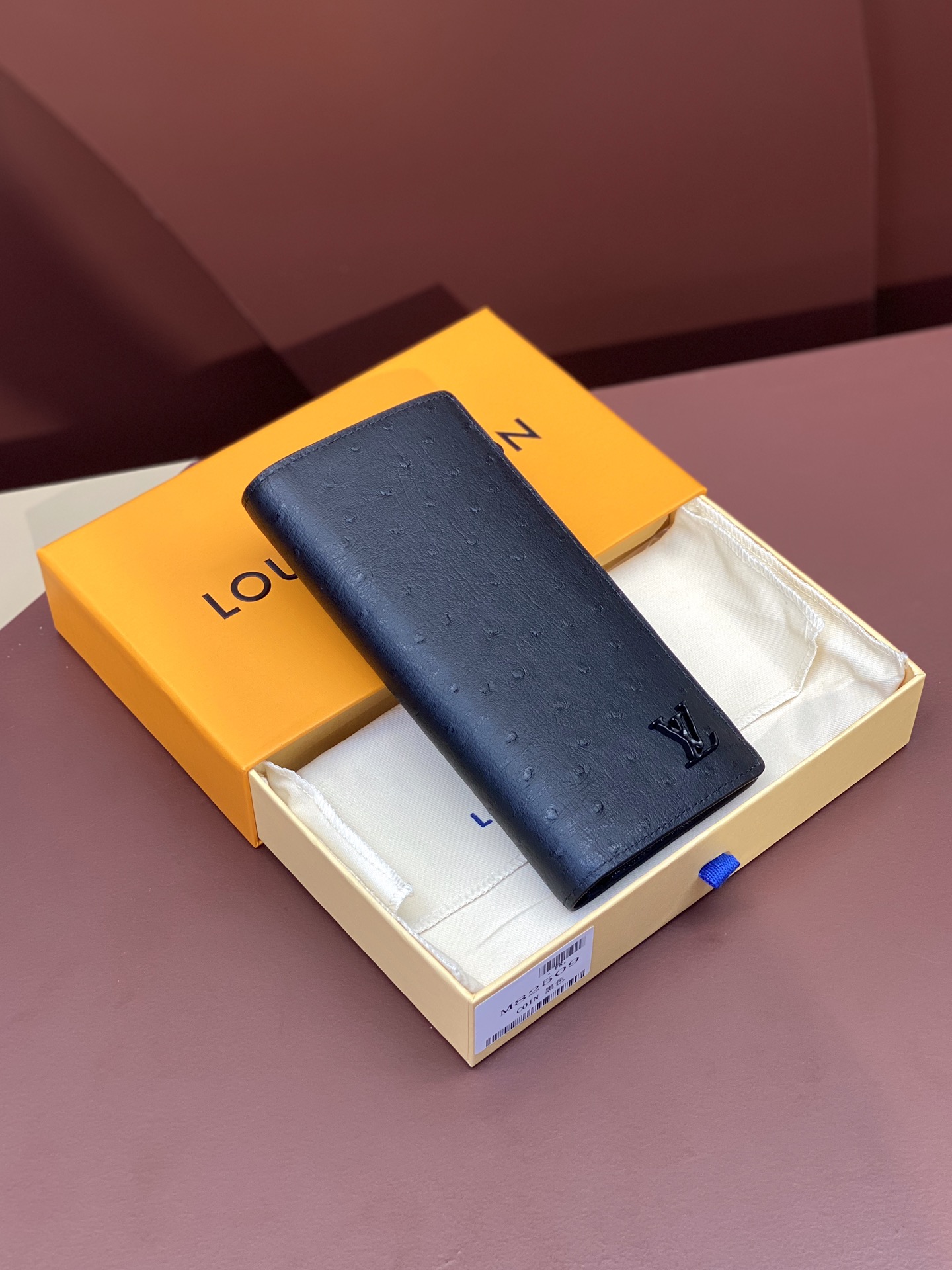 Bagsaaa LV Vertical Wallet Black Ostrich Leather - 10*19*2CM