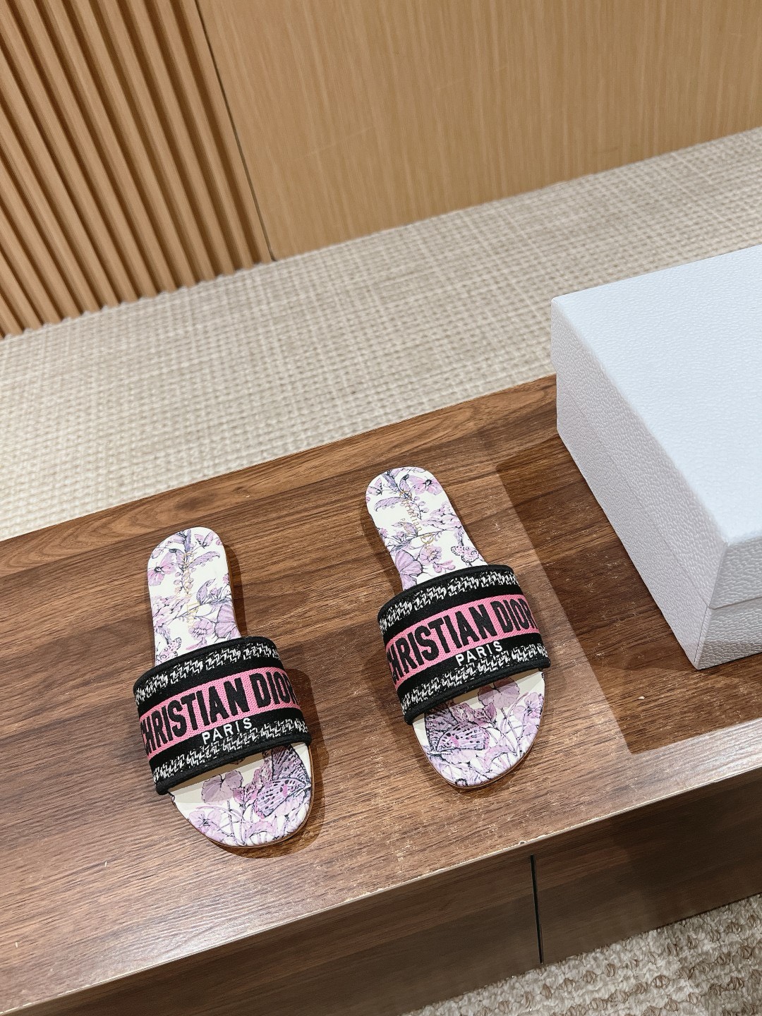 Bagsaaa D10r Dway Slides Pink