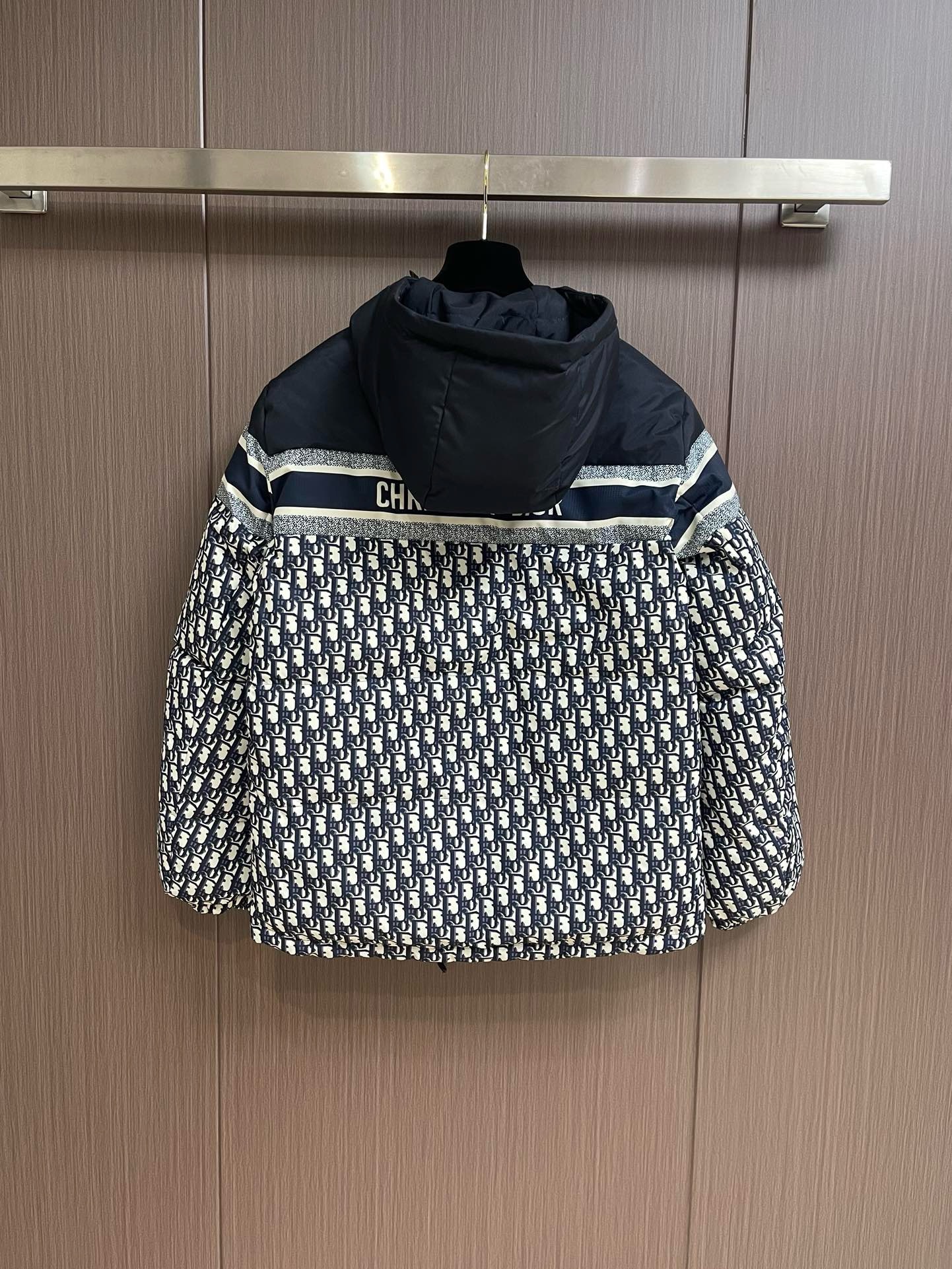 Bagsaaa D10r Down Jacket Oblique Jaccquard