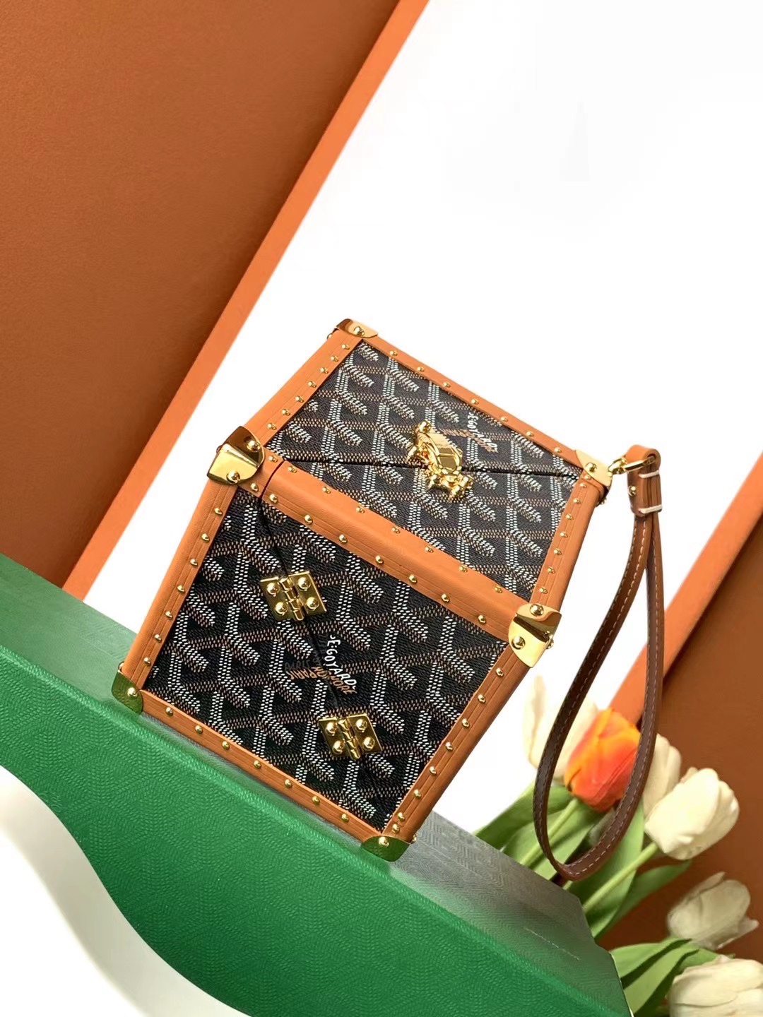 Bagsaa G09ard Dé Trunk Bag Metallic Black - 12.5*12.5*12.5CM