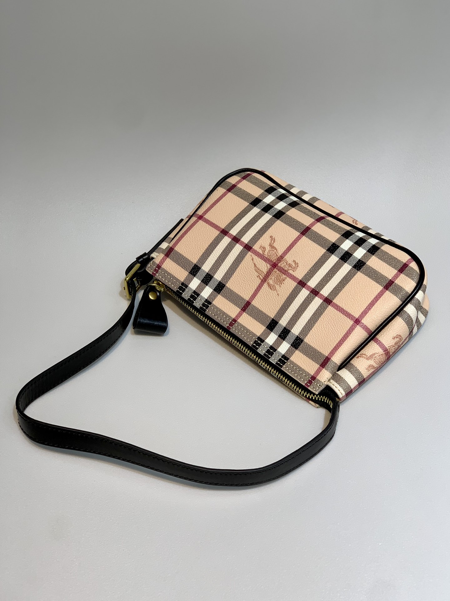 Bagsaaa Bv*b*rry Vintage Black Shoulder Bag - 22*14*5CM