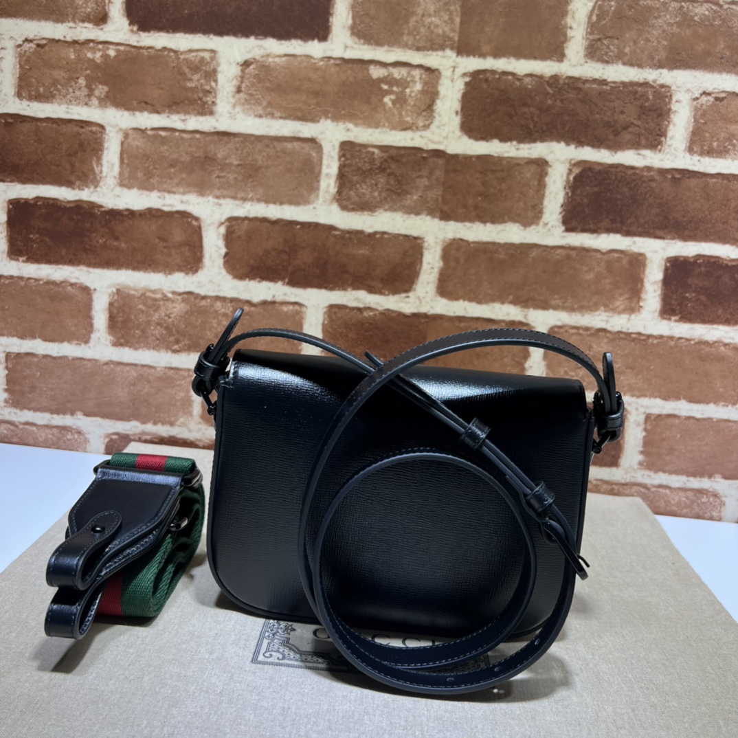Bagsaaa Gvc*1 Horsebit Shoulder Bag Black Hardware - 20.5*14.5*5CM