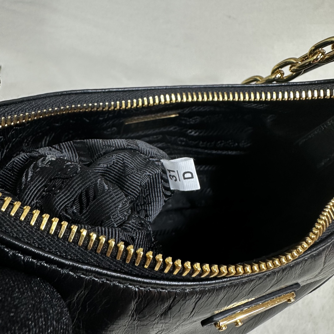 Bagsaaa Pra*a Nylon Hobo Black Bag - 23*6*13cm