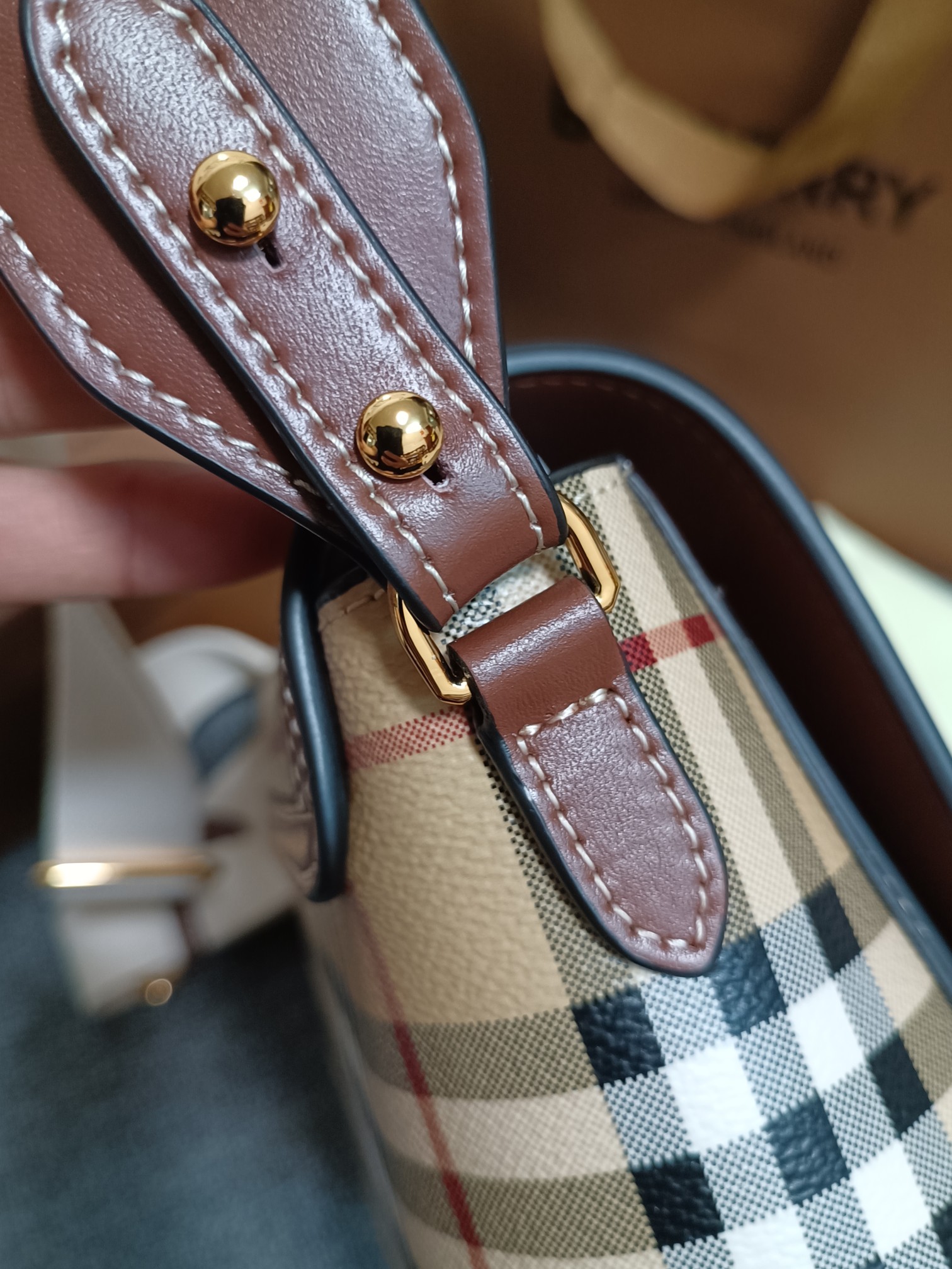 Bagsaaa Bv*b*rry Check E - Canvas Crossbody Bag Brown - 25*8.5*18cm