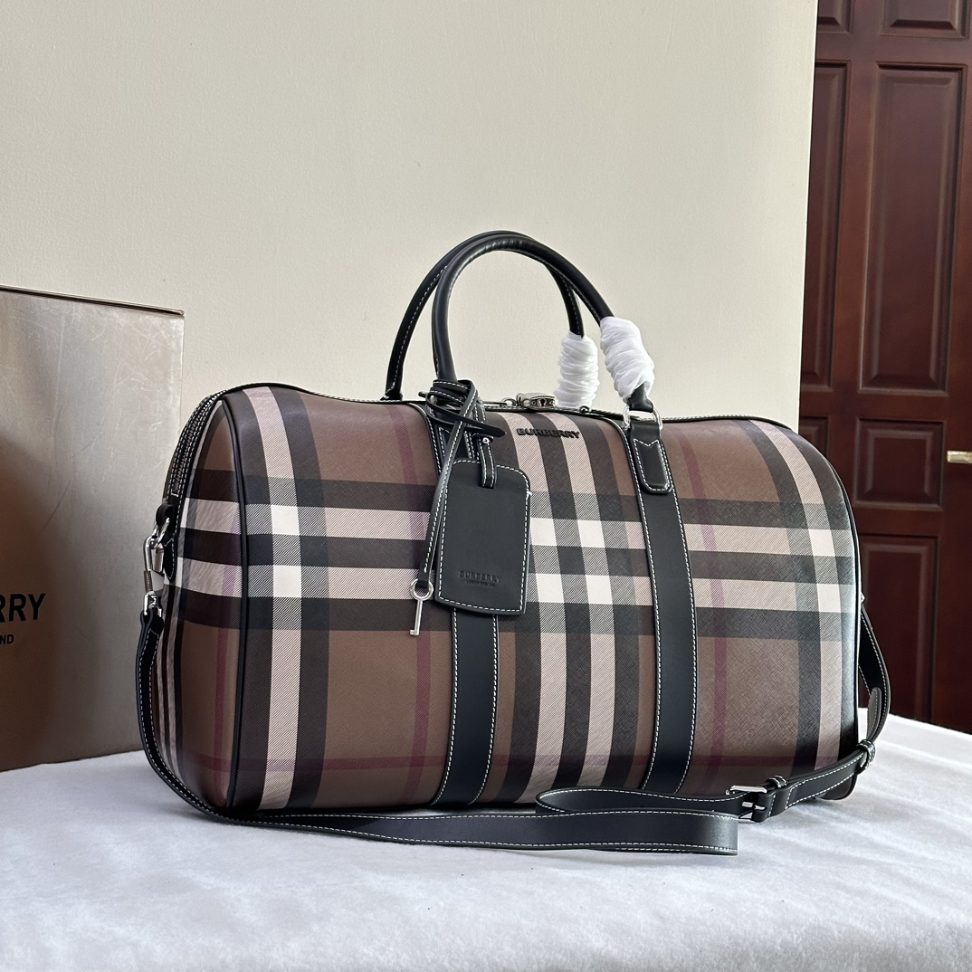 Bagsaaa Bv*b*rry Boston TRavel Bag With Check E - Canavs In Black - 49*25*28cm