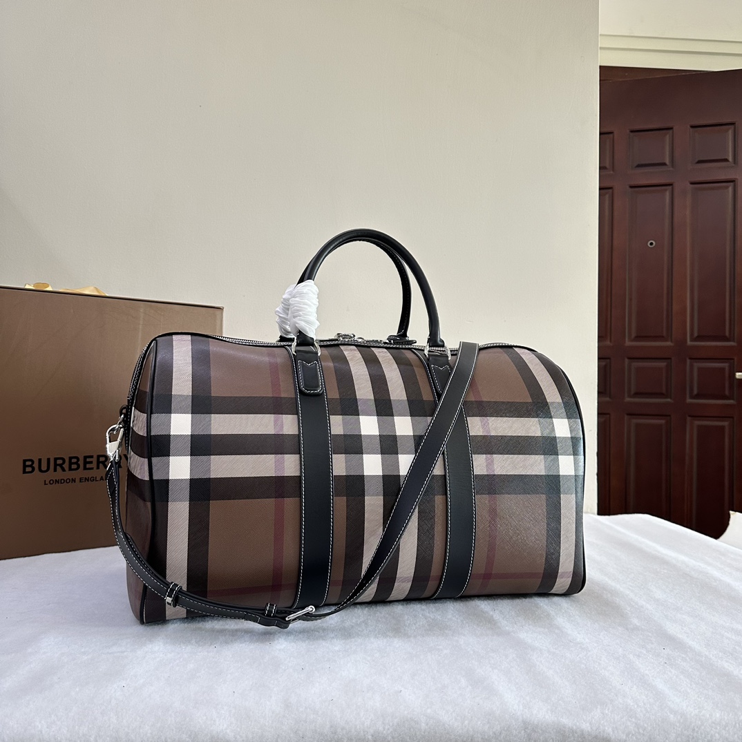 Bagsaaa Bv*b*rry Boston TRavel Bag With Check E - Canavs In Black - 49*25*28cm