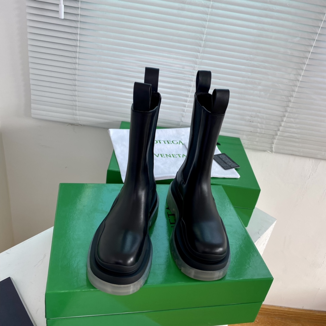 Bagsaaa B0tt*ga Ven*ta Tire Leather Chelsea Boots