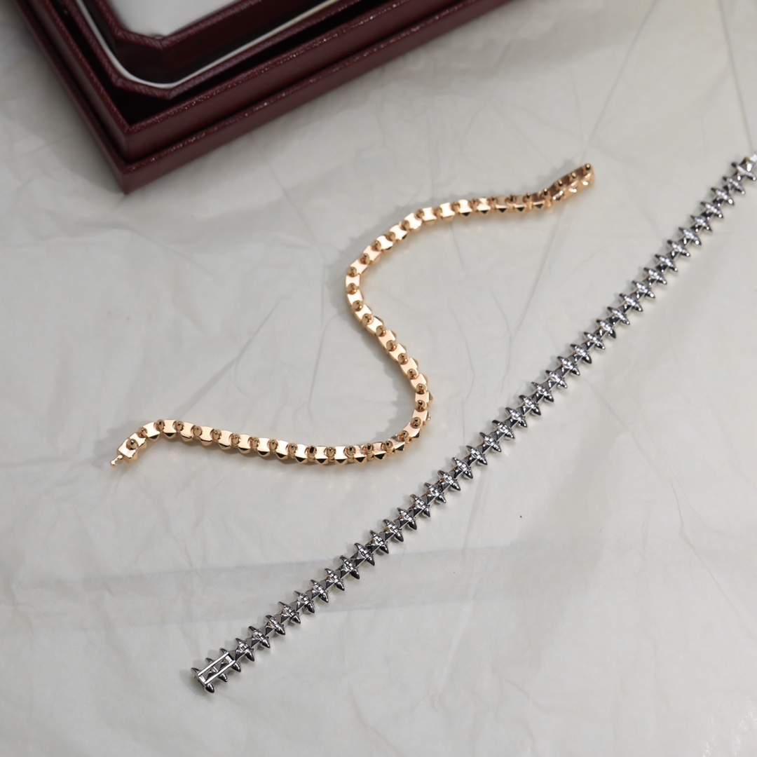 Bagsaaa Ca*t1er Bracelet (3 colors)