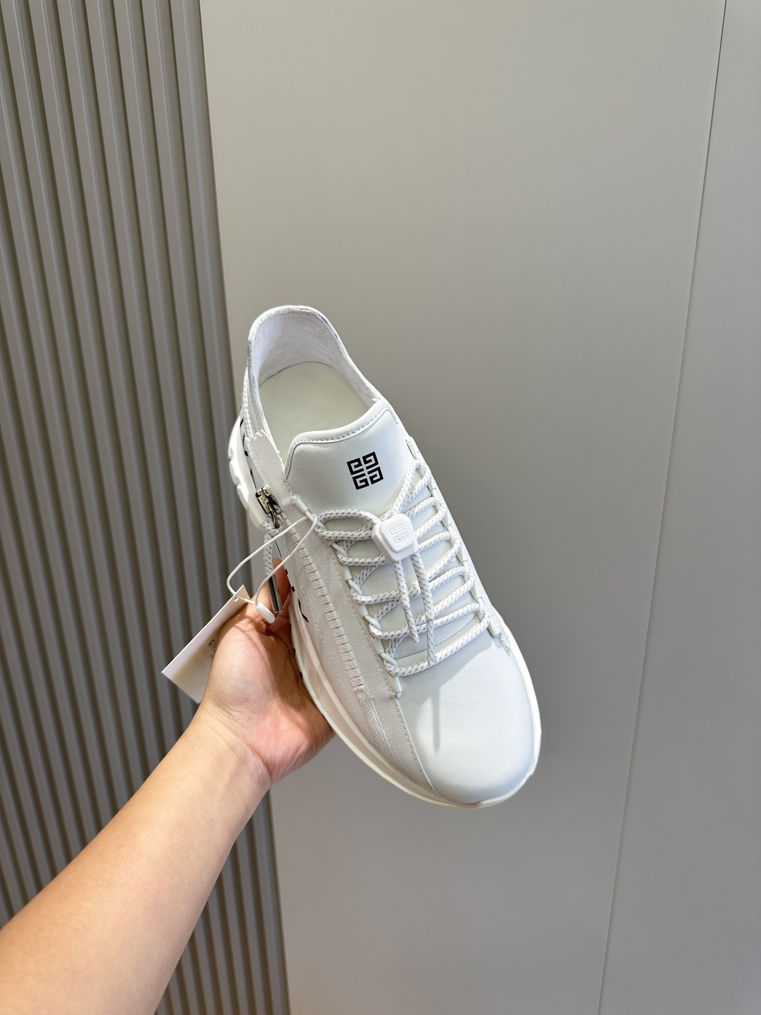 Bagsaaa Givenchy Spectre zipped leather trainers