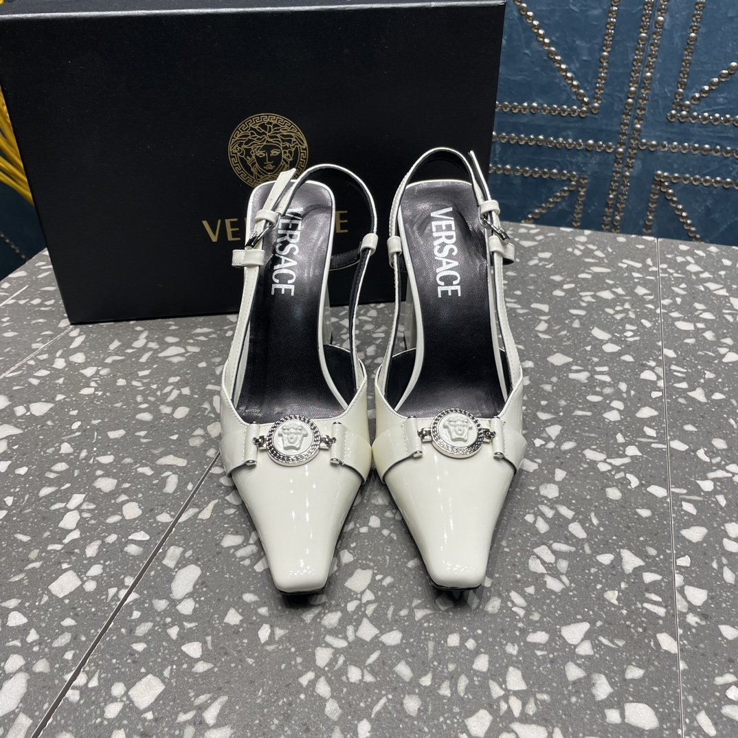 Bagsaaa Versace Medusa pumps white