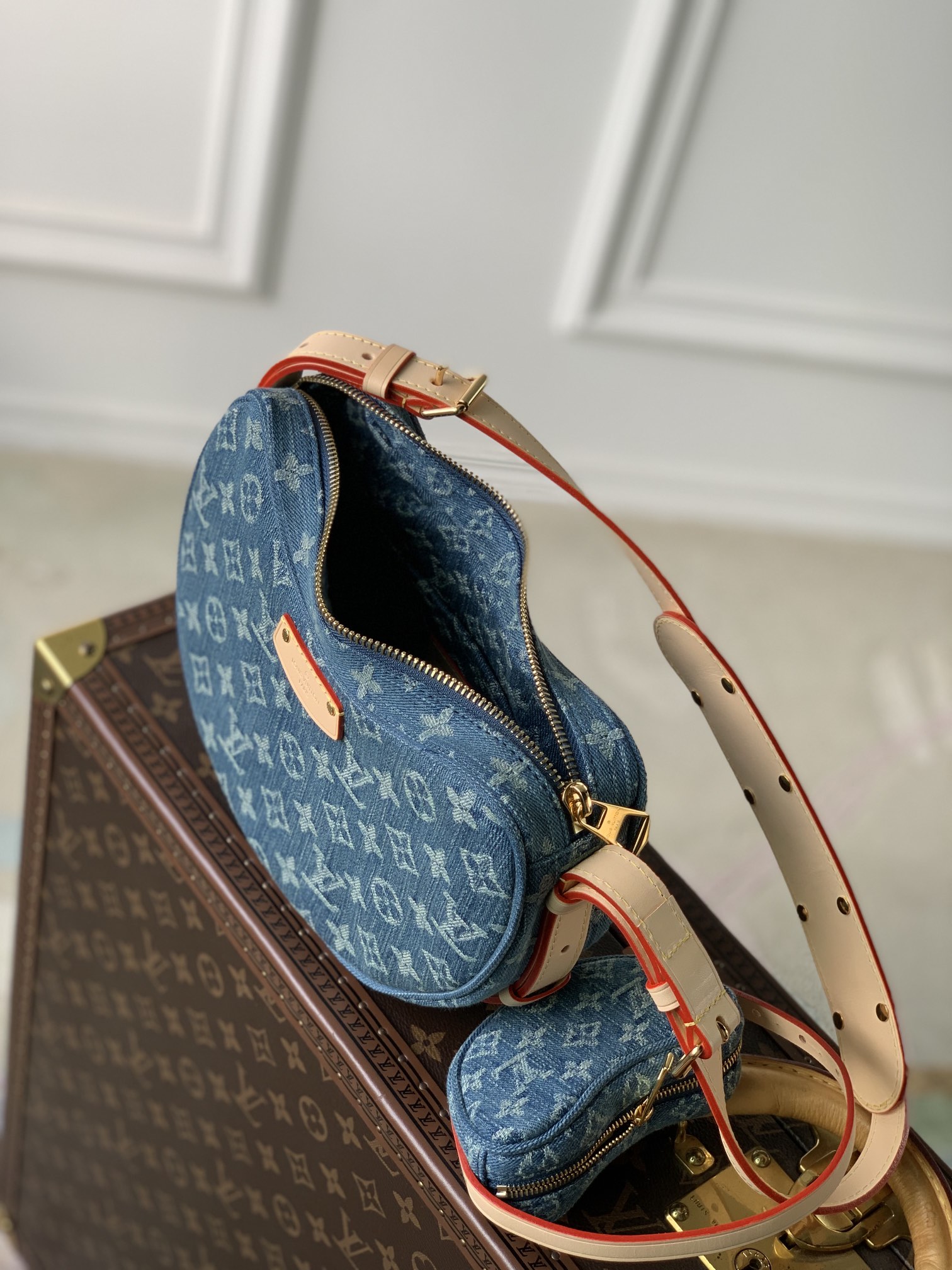 Bagsaaa L0vis Vvtt0n Denim Heart Shapeed Shoulder Bag - 21 X 7 X 5cm