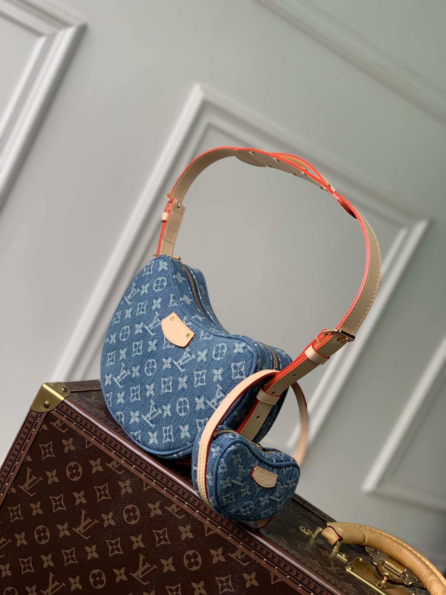 Bagsaaa L0vis Vvtt0n Denim Heart Shapeed Shoulder Bag - 21 X 7 X 5cm