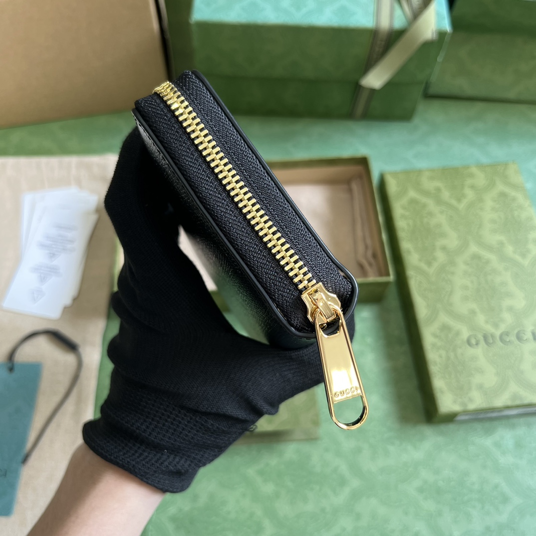 Bagsaaa Gvc*1 Zippy Wallet With Gvc*1 Script Black - W20cm x H12.5cm x D4cm