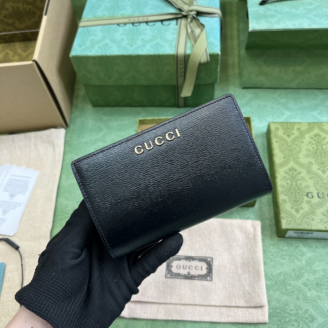 Bagsaaa Gvc*1 Zip Around Wallet With Script Black - W18.5cm x H14cm x D3cm