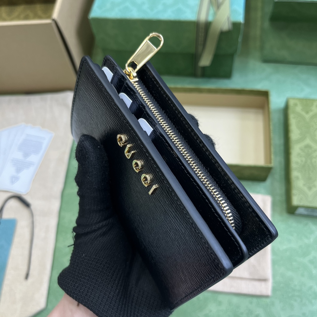 Bagsaaa Gvc*1 Zip Around Wallet With Script Black - W18.5cm x H14cm x D3cm