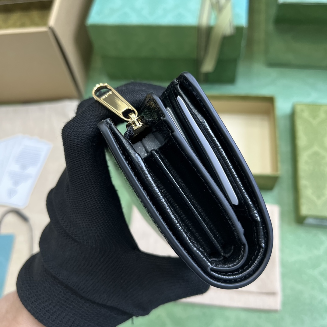 Bagsaaa Gvc*1 Zip Around Wallet With Script Black - W18.5cm x H14cm x D3cm