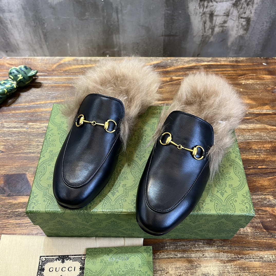 Bagsaaa Gvc*1 Slipper Horsebit With Shearling in black leather