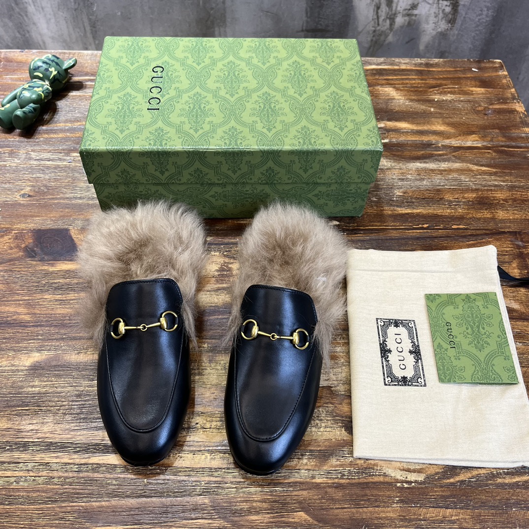 Bagsaaa Gvc*1 Slipper Horsebit With Shearling in black leather