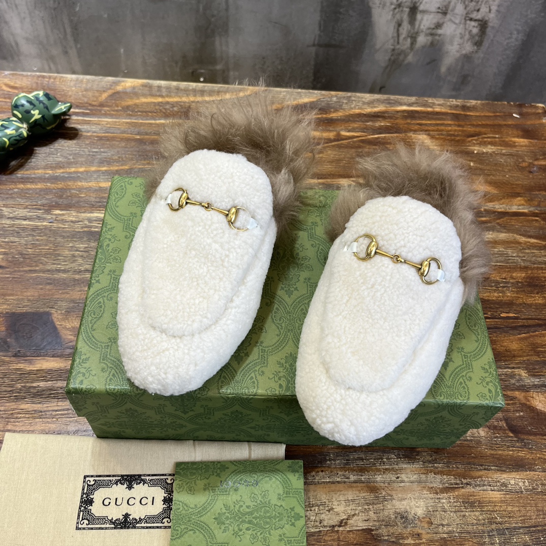 Bagsaaa Gvc*1 Slipper Horsebit With Shearling in white 01