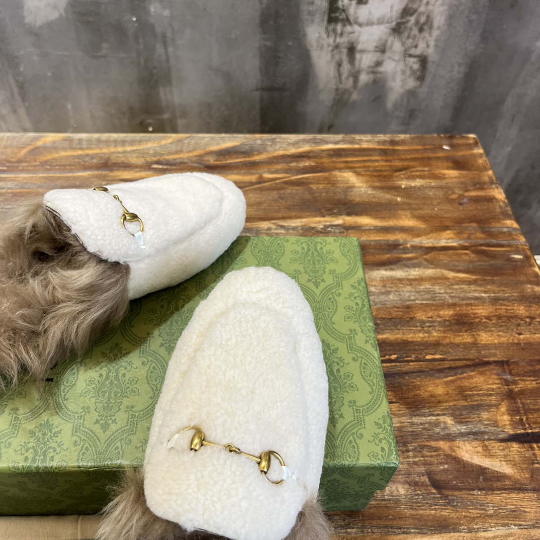 Bagsaaa Gvc*1 Slipper Horsebit With Shearling in white 01