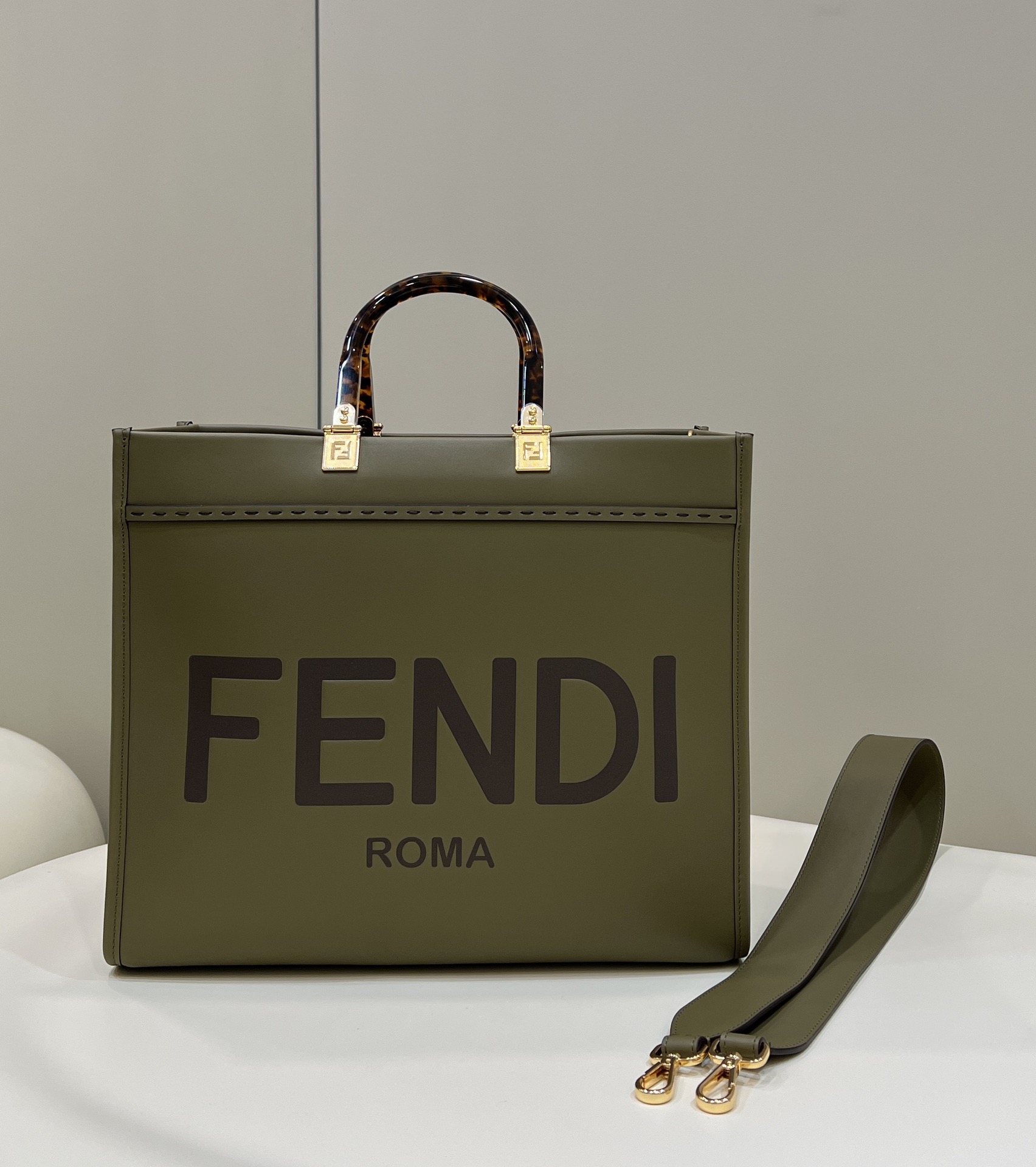 Bagsaaa F**di Sunshine Medium Tote Army Green - 35*17*31cm