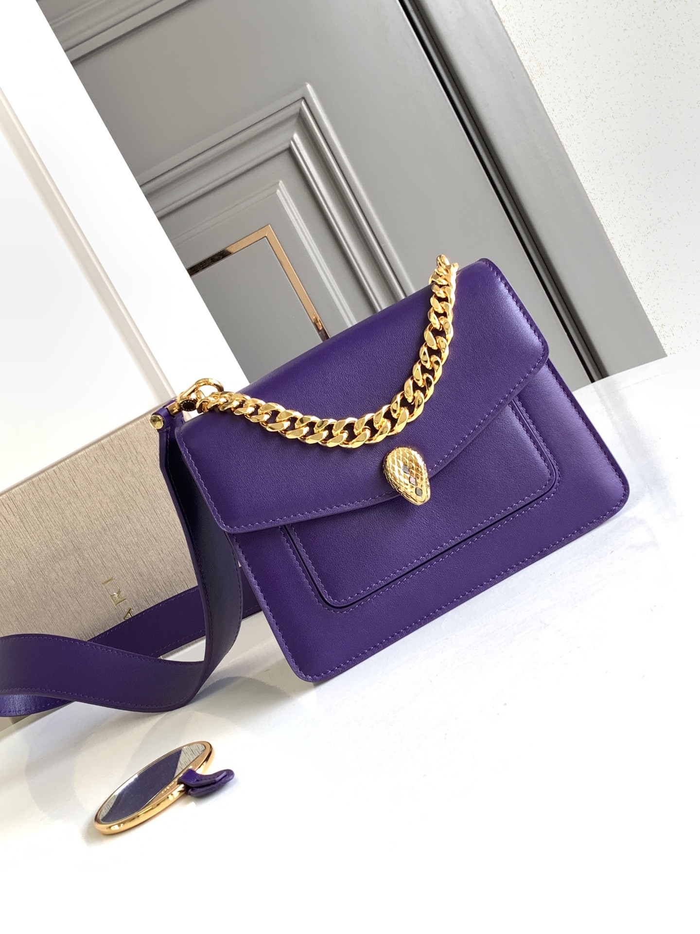 Bagsaaa Bv1g*ai Serpenti East-West Maxi Chain Shoulder Bag In Purple - 20*14*8.5cm