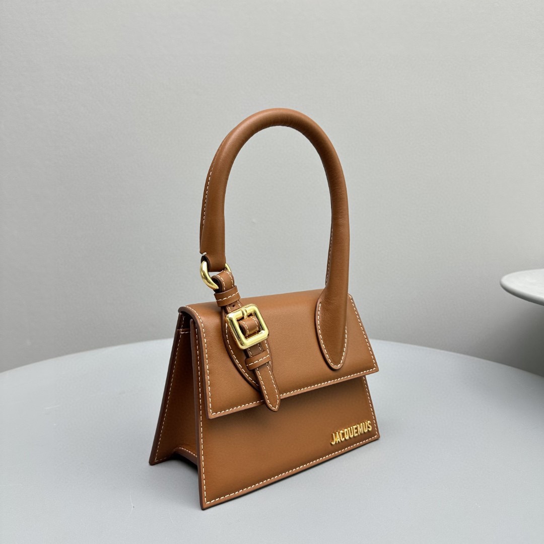 Bagsaaa Jacuqemus Le Chiquito Moyen Bag In Brown 18*15.5*8CM