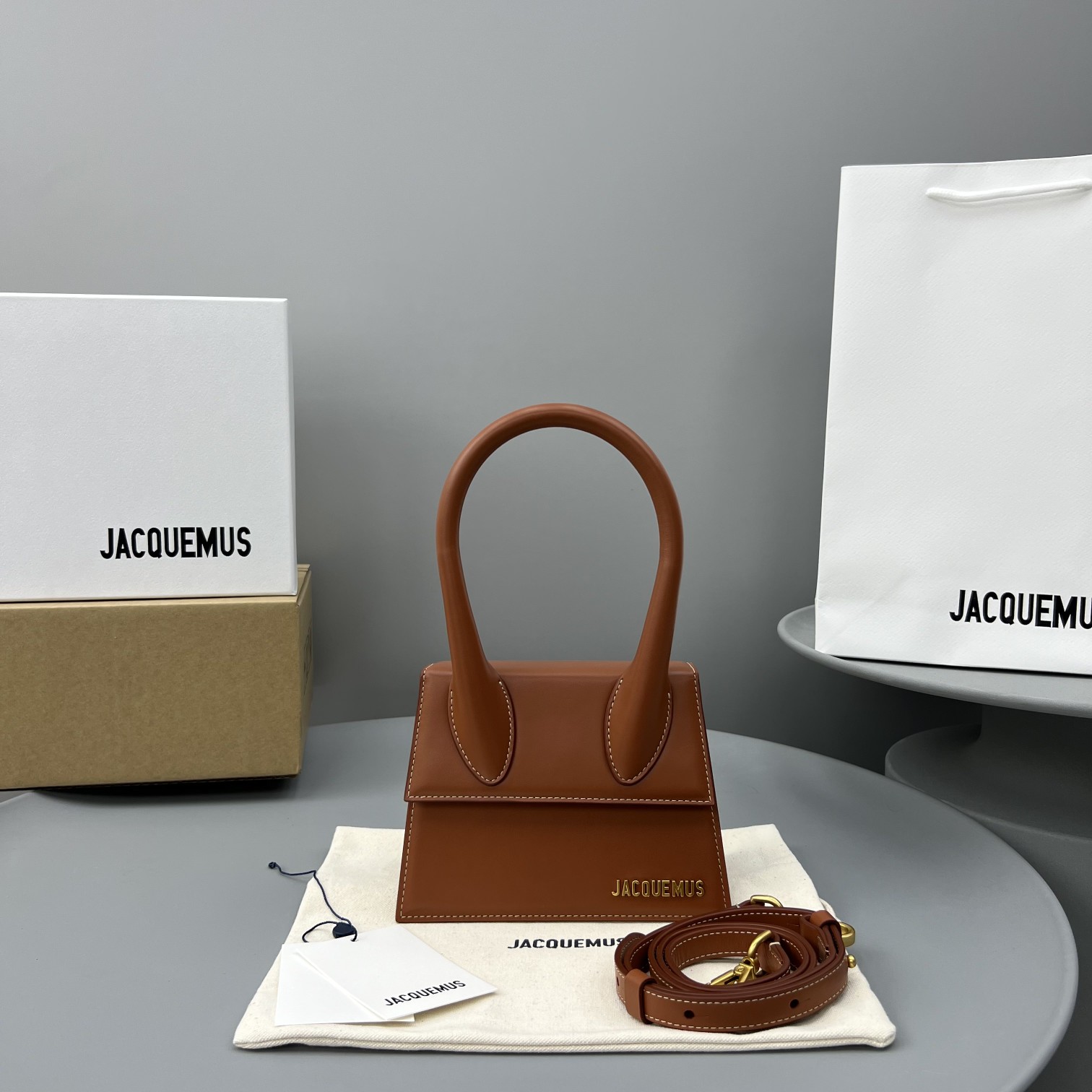 Bagsaaa Jacuqemus Le Chiquito Moyen Bag In Brown 02 18*15.5*8CM