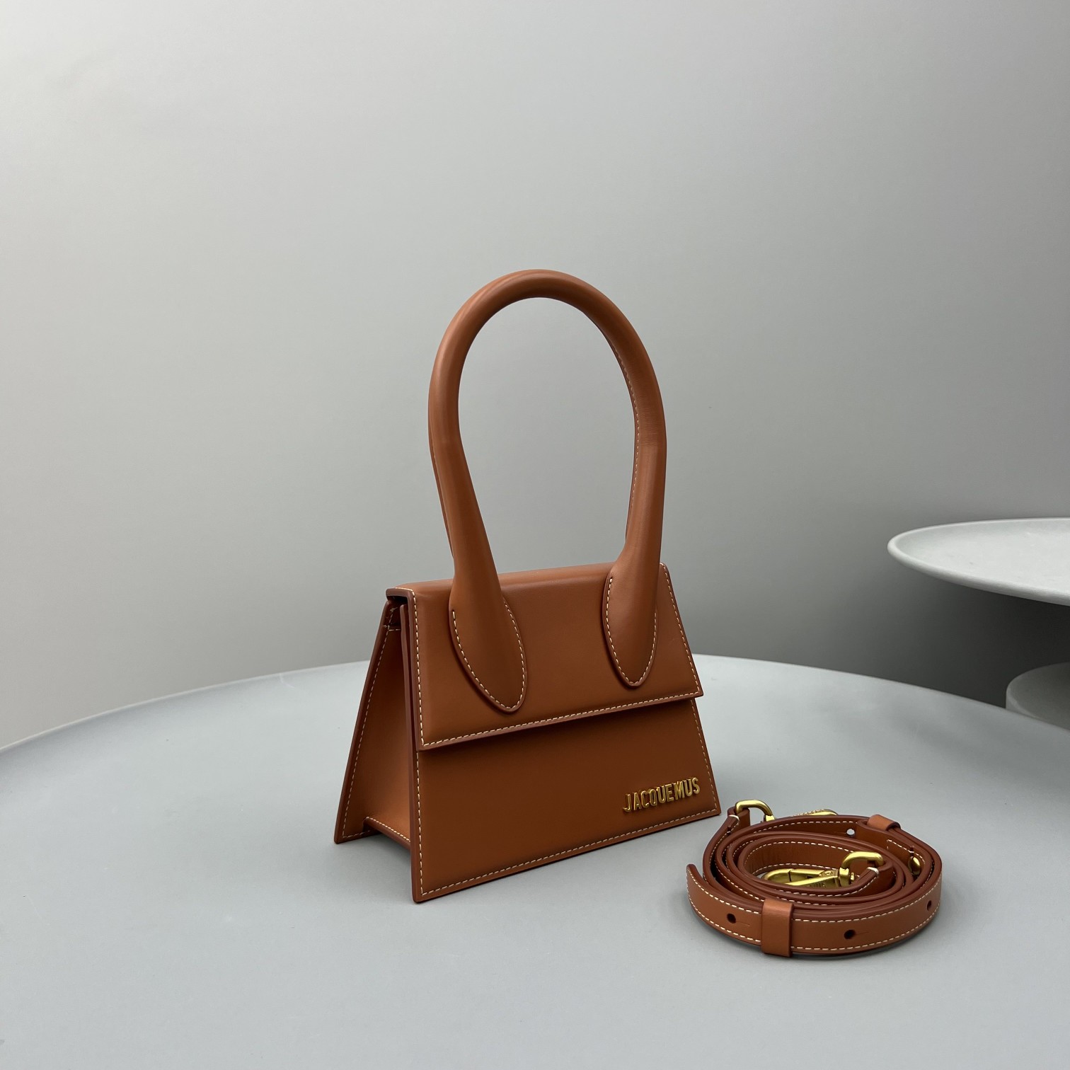Bagsaaa Jacuqemus Le Chiquito Moyen Bag In Brown 02 18*15.5*8CM