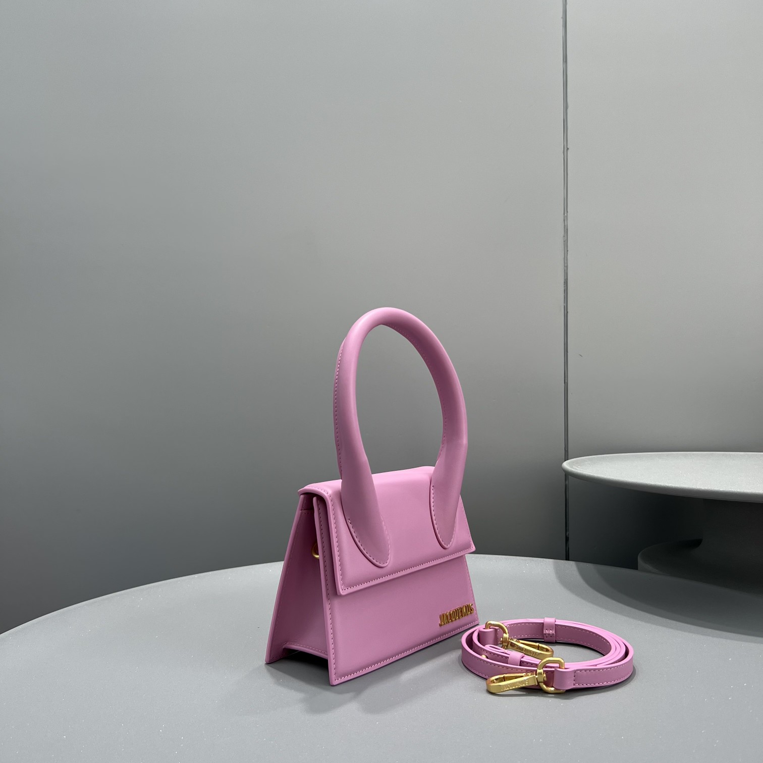 Bagsaaa Jacuqemus Le Chiquito Moyen Bag In Pink 18*15.5*8CM