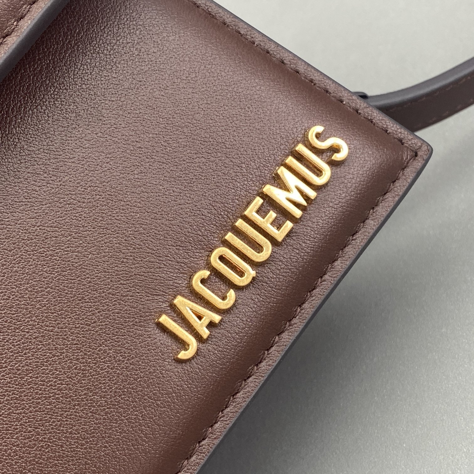 Bagsaaa Jacuqemus Le Chiquito Moyen Bag In Dark Brown 18*15.5*8CM
