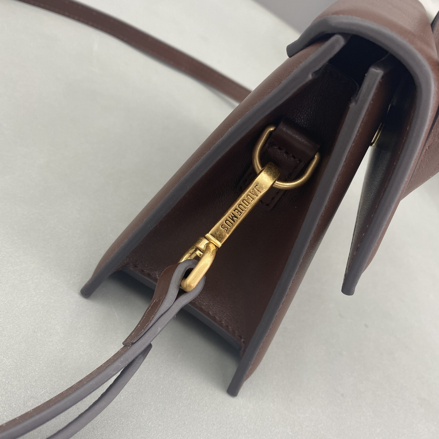 Bagsaaa Jacuqemus Le Chiquito Moyen Bag In Dark Brown 18*15.5*8CM