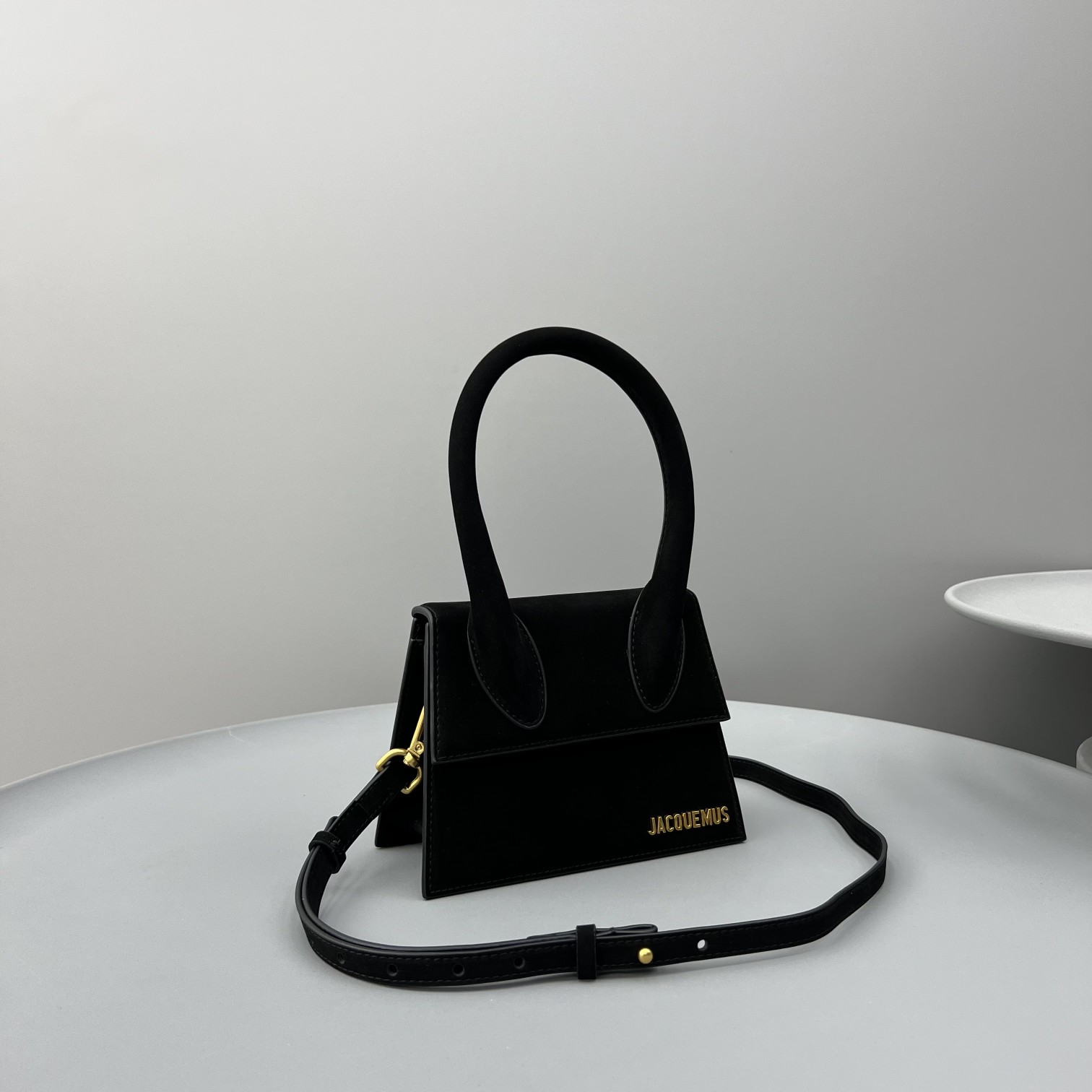 Bagsaaa Jacuqemus Le Chiquito Moyen Bag In Black Velvet 18*15.5*8CM
