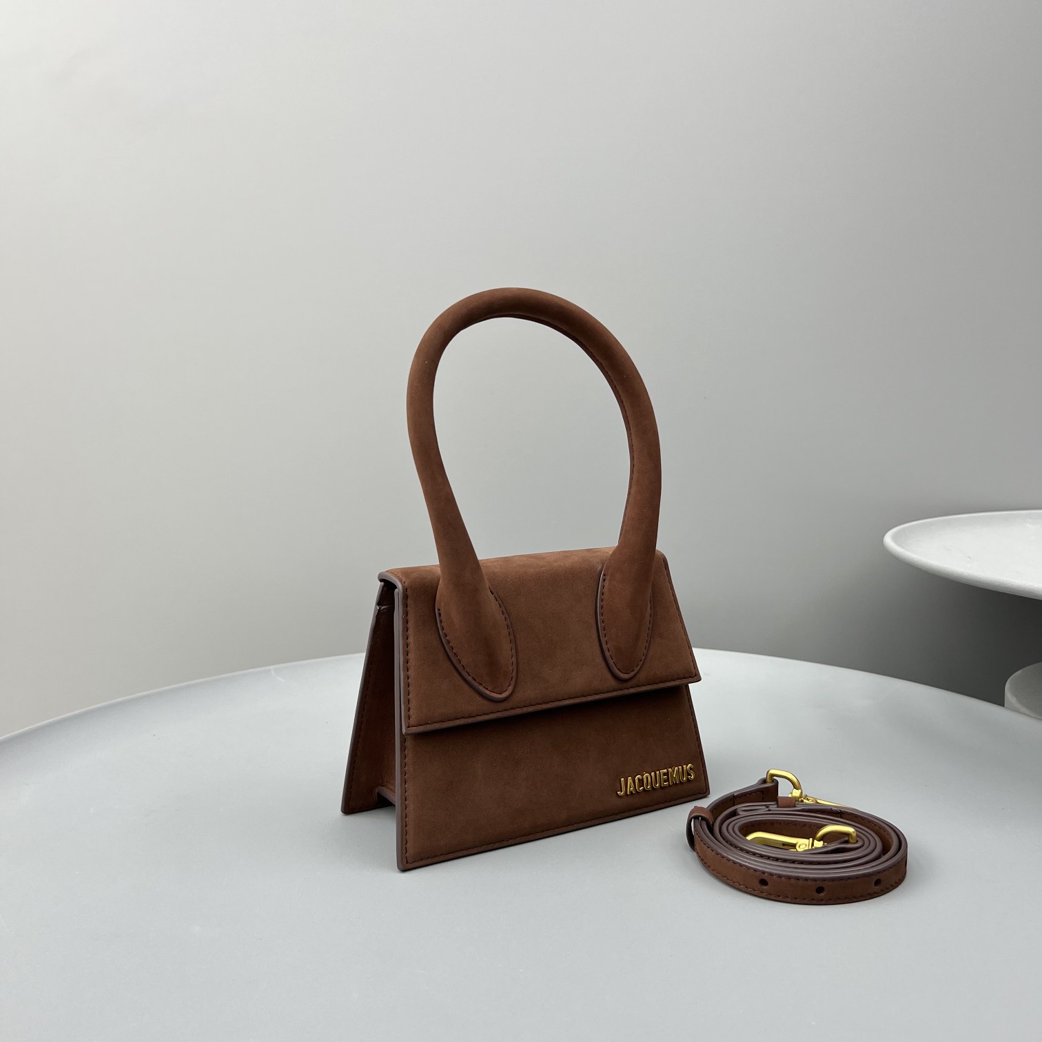 Bagsaaa Jacuqemus Le Chiquito Moyen Bag In Brown Velvet 18*15.5*8CM