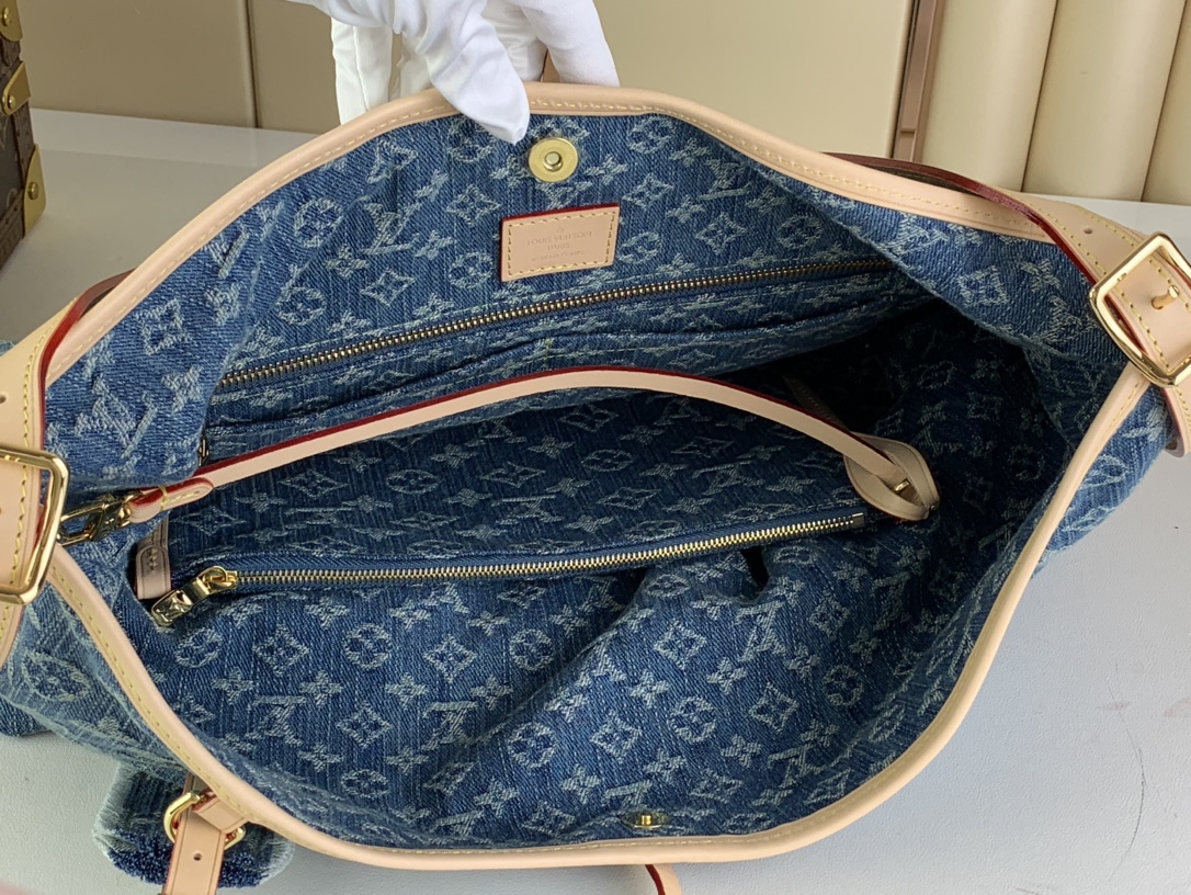 Bagsaaa L0vis Vvtt0n Carryall Monogram Denim - 39 x 30 x 15 cm