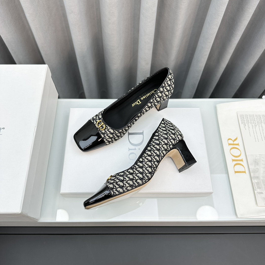Bagsaaa D10r Black Heels 02