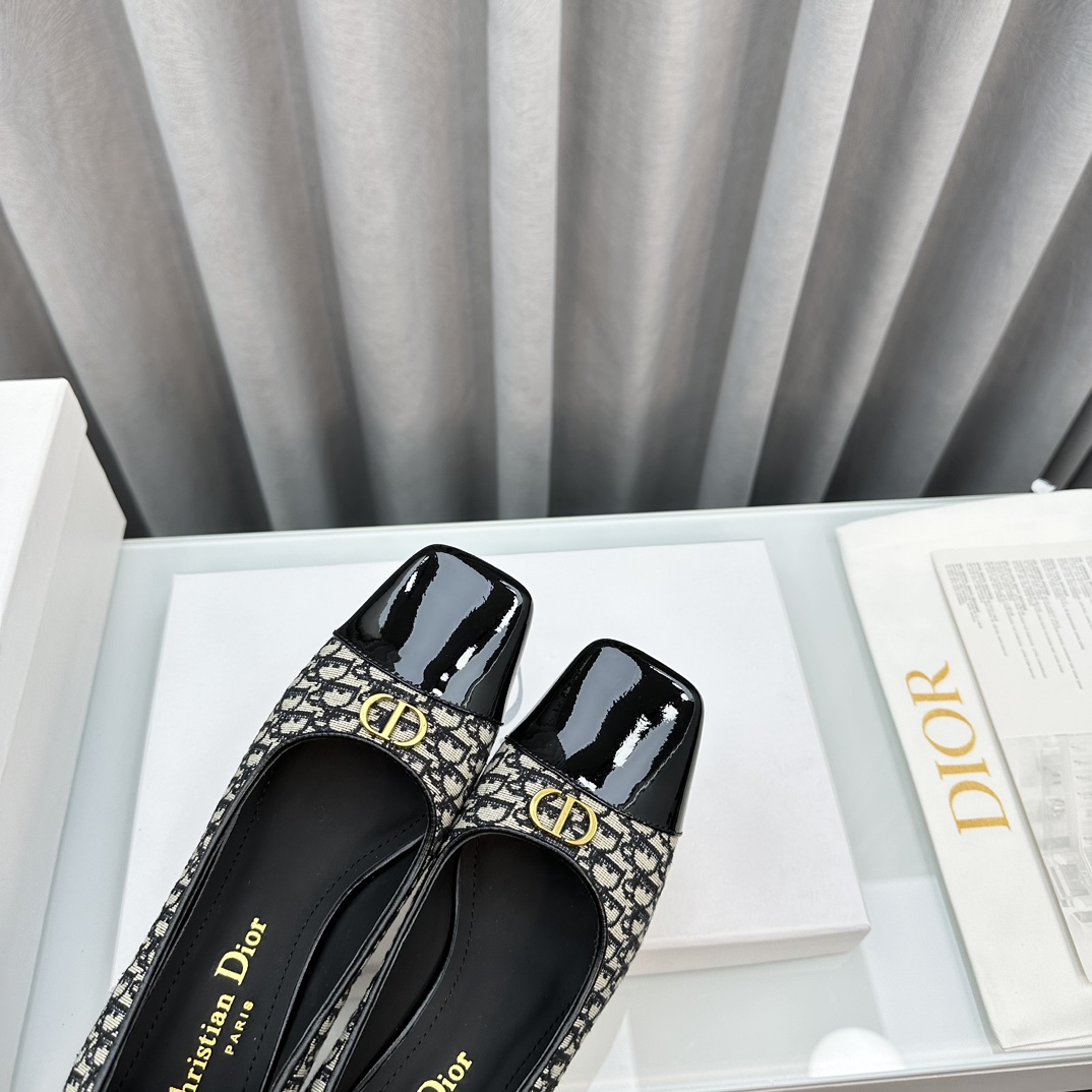 Bagsaaa D10r Black Heels 02