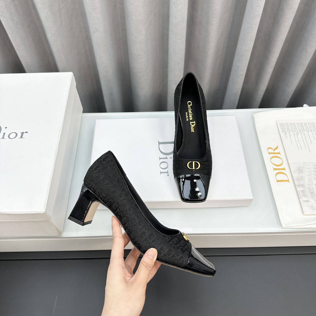 Bagsaaa D10r Oblique Black Heels 03