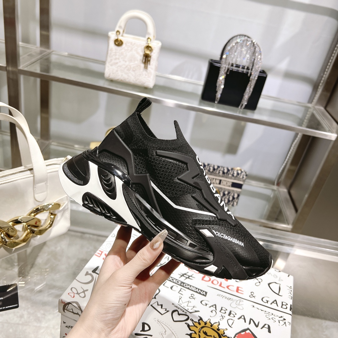 Bagsaaa Docle & Gabbana Black Sneakers