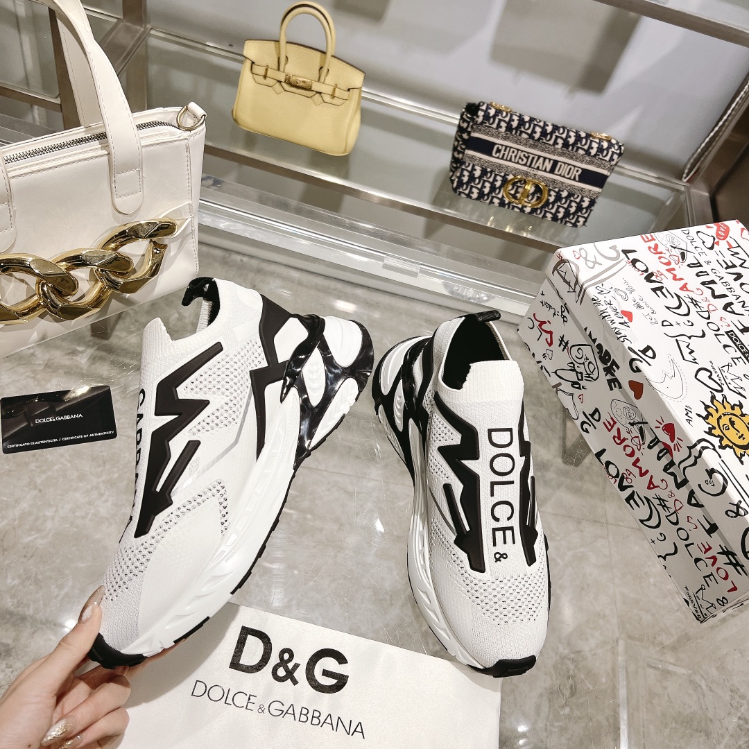 Bagsaaa Docle & Gabbana White Sneakers