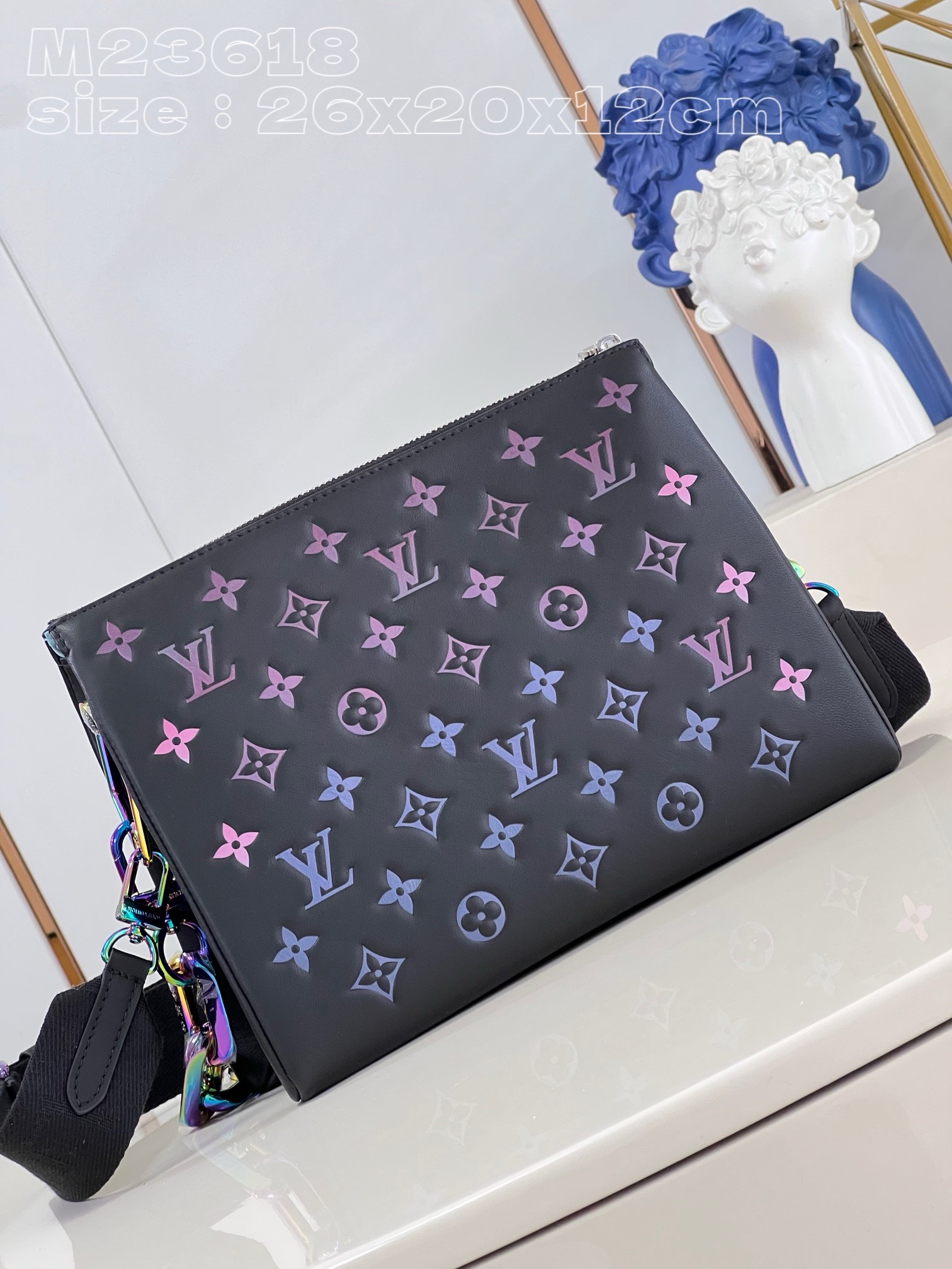 Bagsaaa L0vis Vvtt0n Coussin Pm Ski Black - 26 x 20 x 12 cm