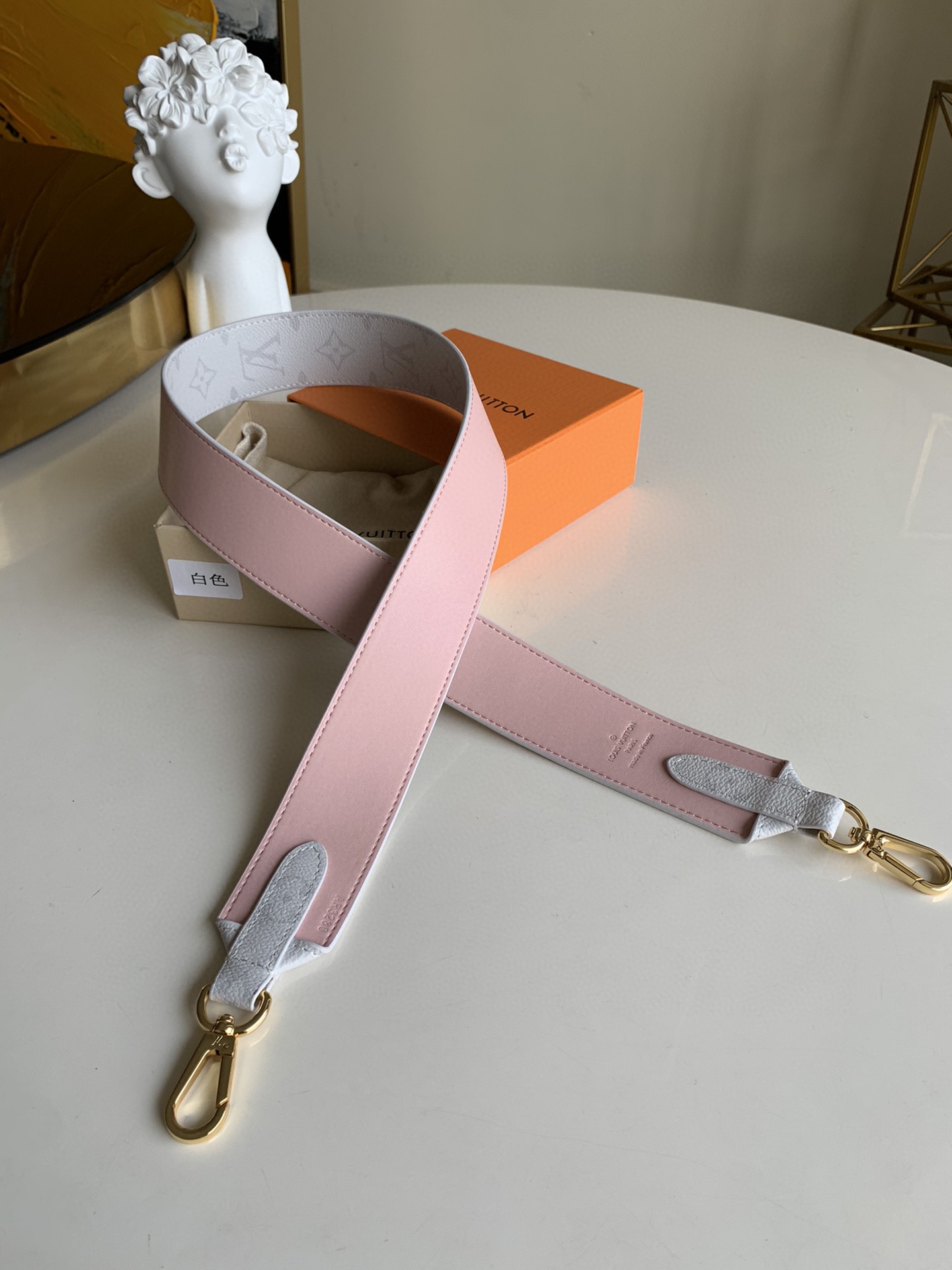 Bagsaaa L0vis Vvtt0n Leather Monogram White Strap