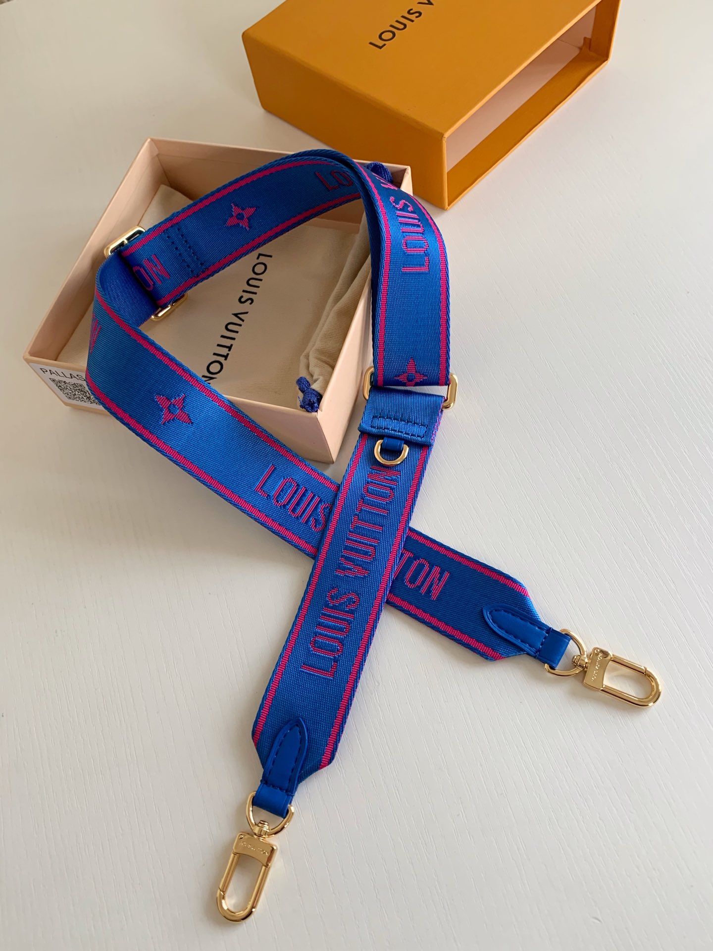 Bagsaaa L0vis Vvtt0n Canvas Strap - 4 colors