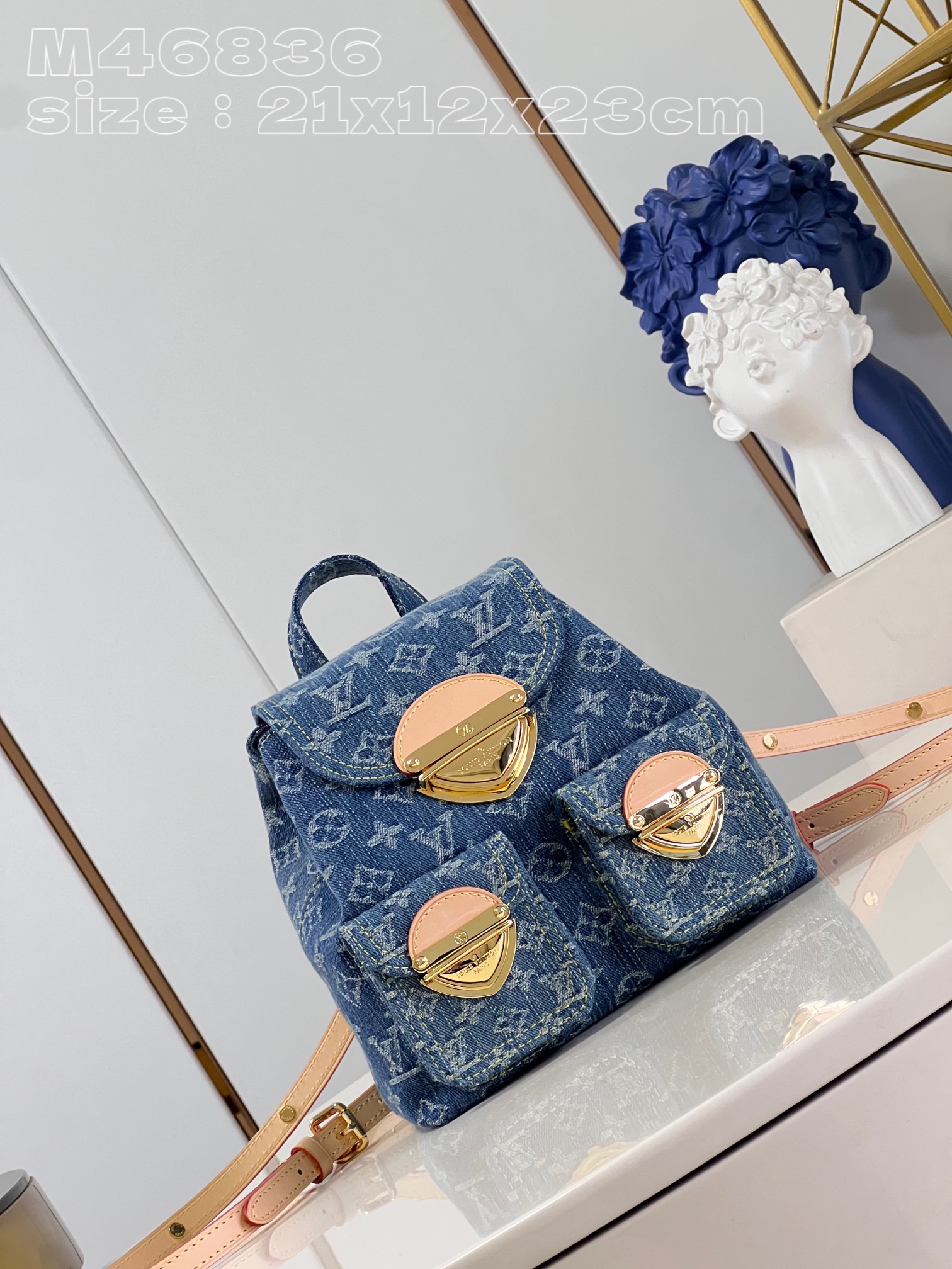 Bagsaaa L0vis Vvtt0n Venice Monogram Denim Backpack - 24 x 26 x 7 cm