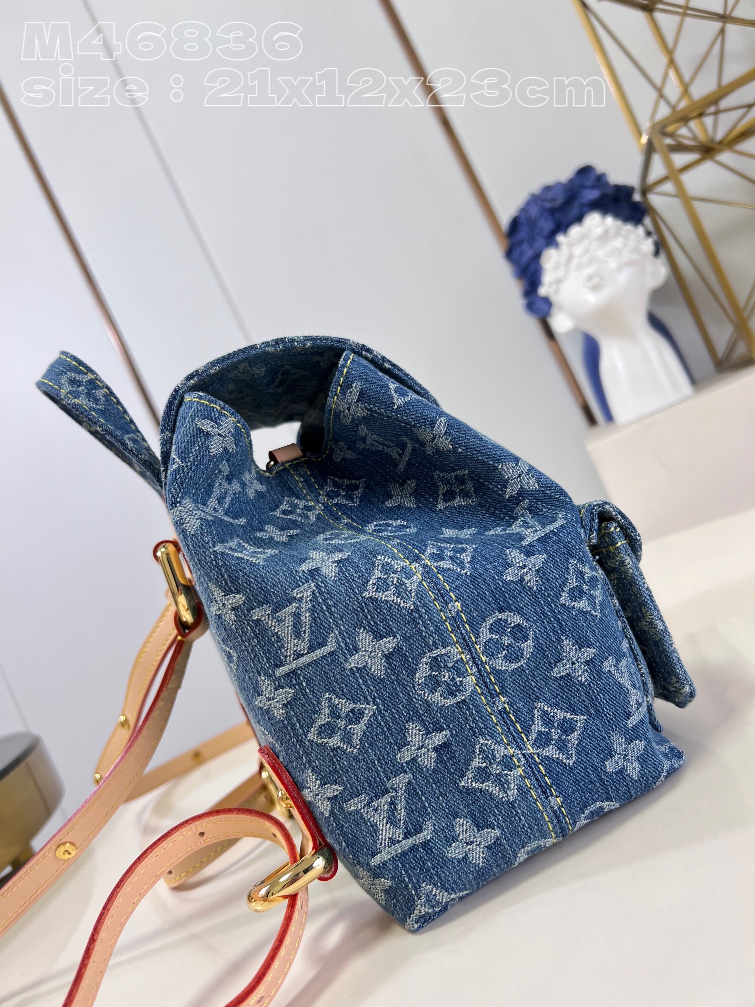Bagsaaa L0vis Vvtt0n Venice Monogram Denim Backpack - 24 x 26 x 7 cm