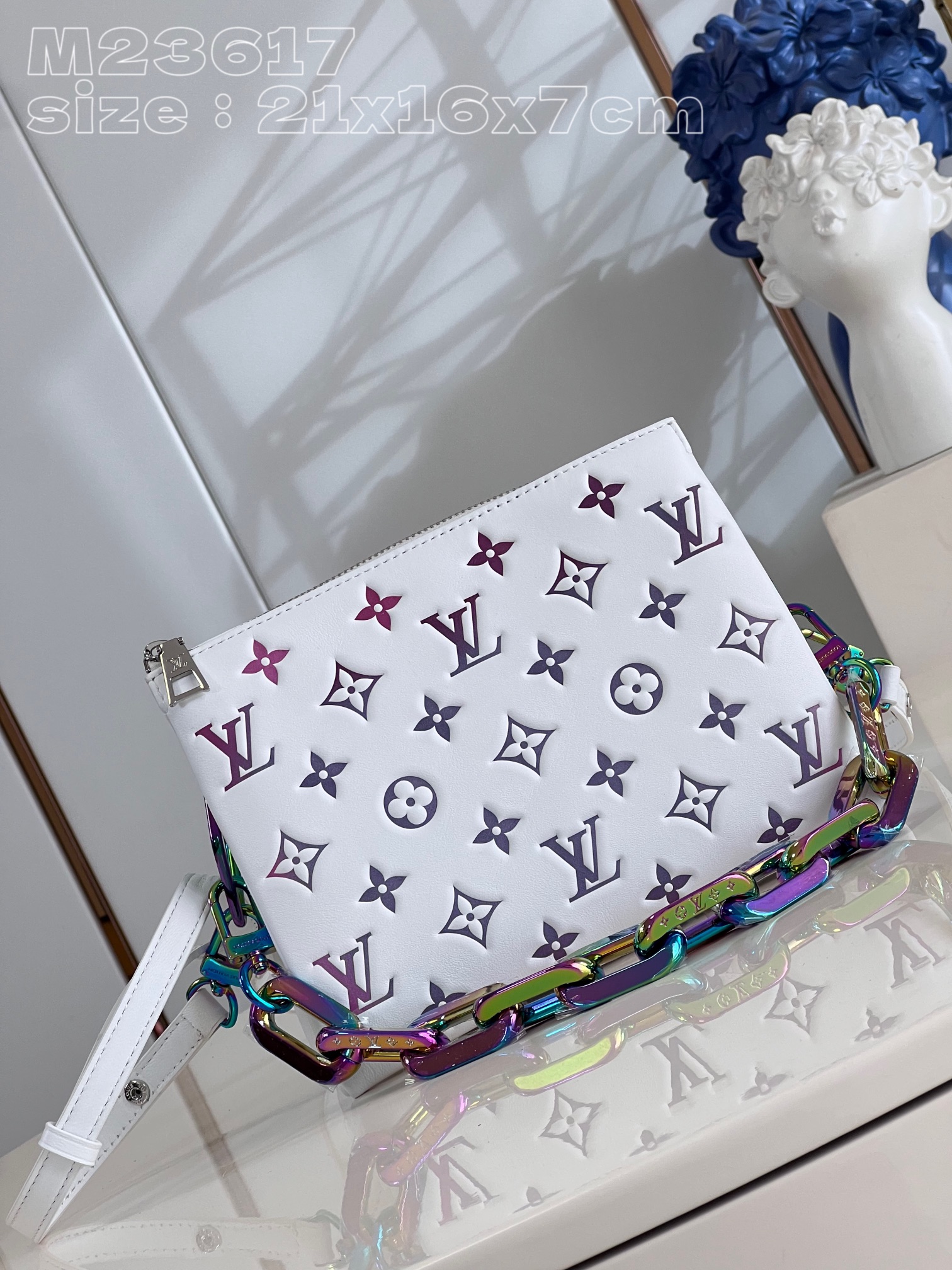 Bagsaaa L0vis Vvtt0n Coussin PM Ski H32 White - 26 x 20 x 12 cm