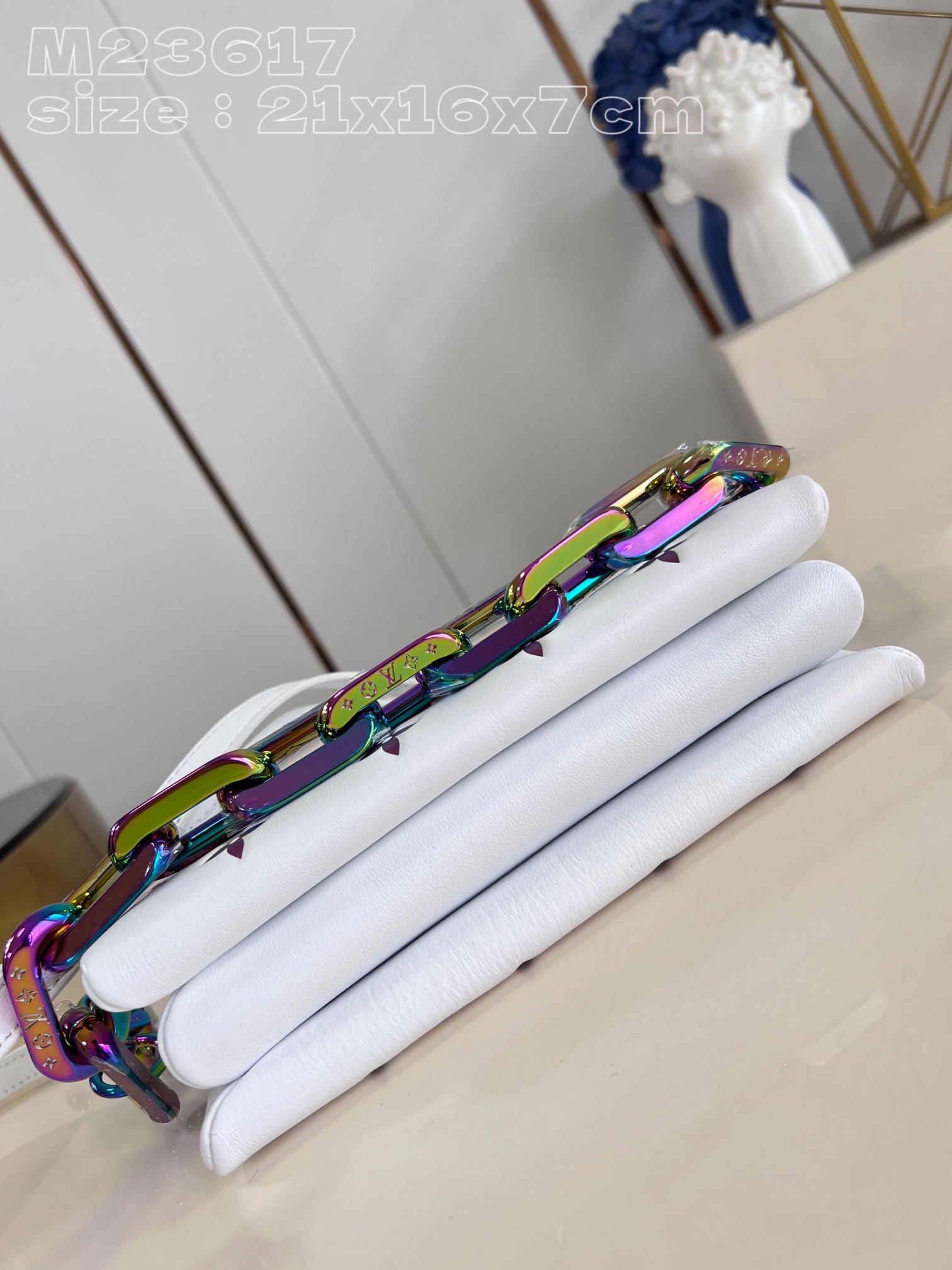 Bagsaaa L0vis Vvtt0n Coussin PM Ski H32 White - 26 x 20 x 12 cm
