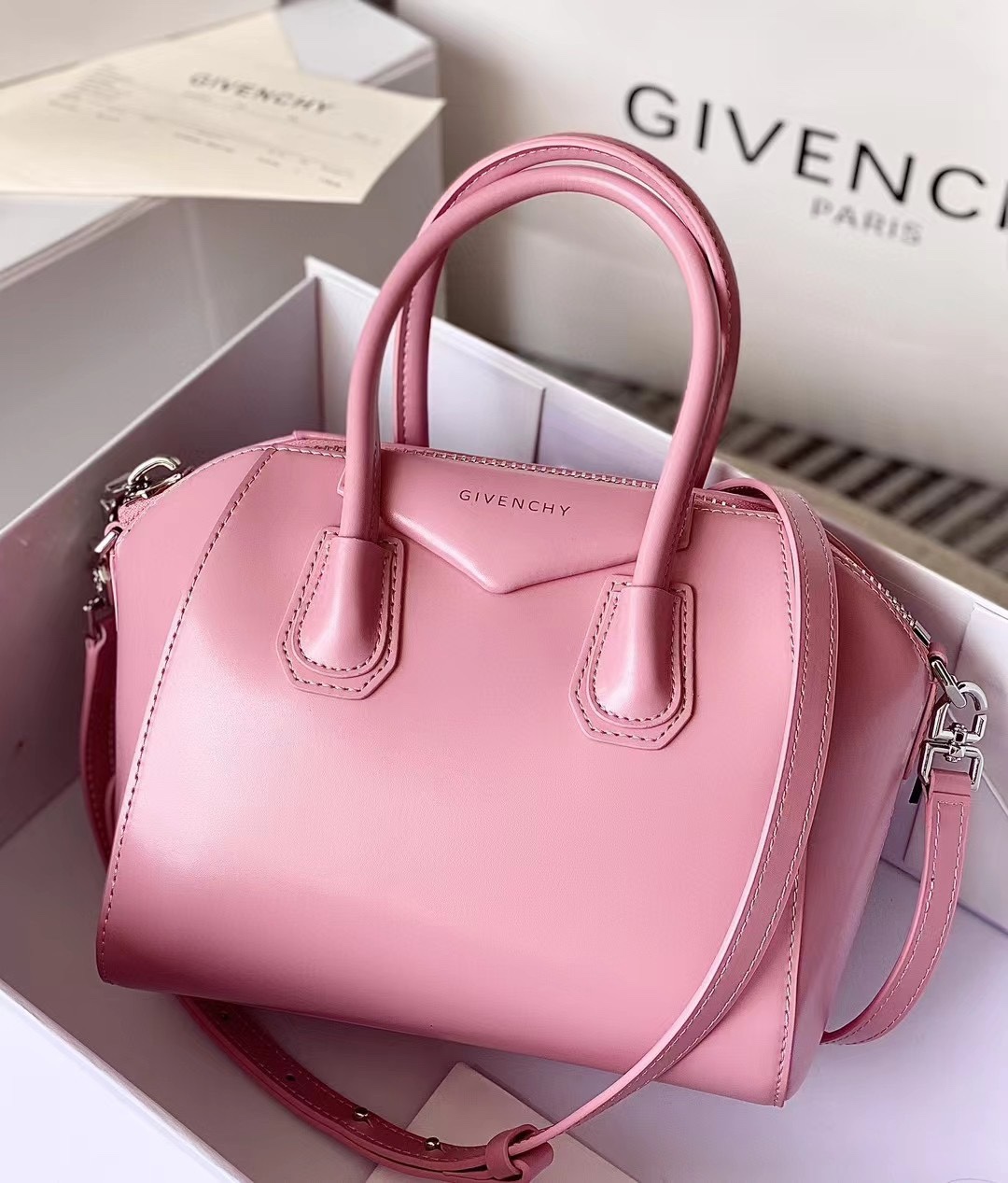 Bagsaaa Givenchy Mini Antigona Pink - 22*27*13cm